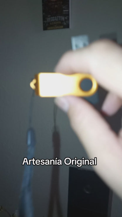 Cuadro Full Color Clear y Glitter con Pendrive "The Noise" (Artesanía)